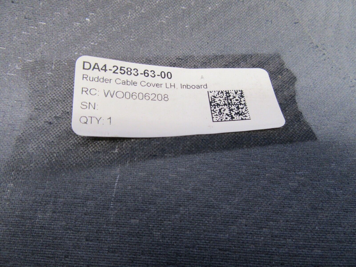 Diamond DA40-180 Rudder Cable Cover LH INBD P/N DA4-2583-63-00 (0219-390)