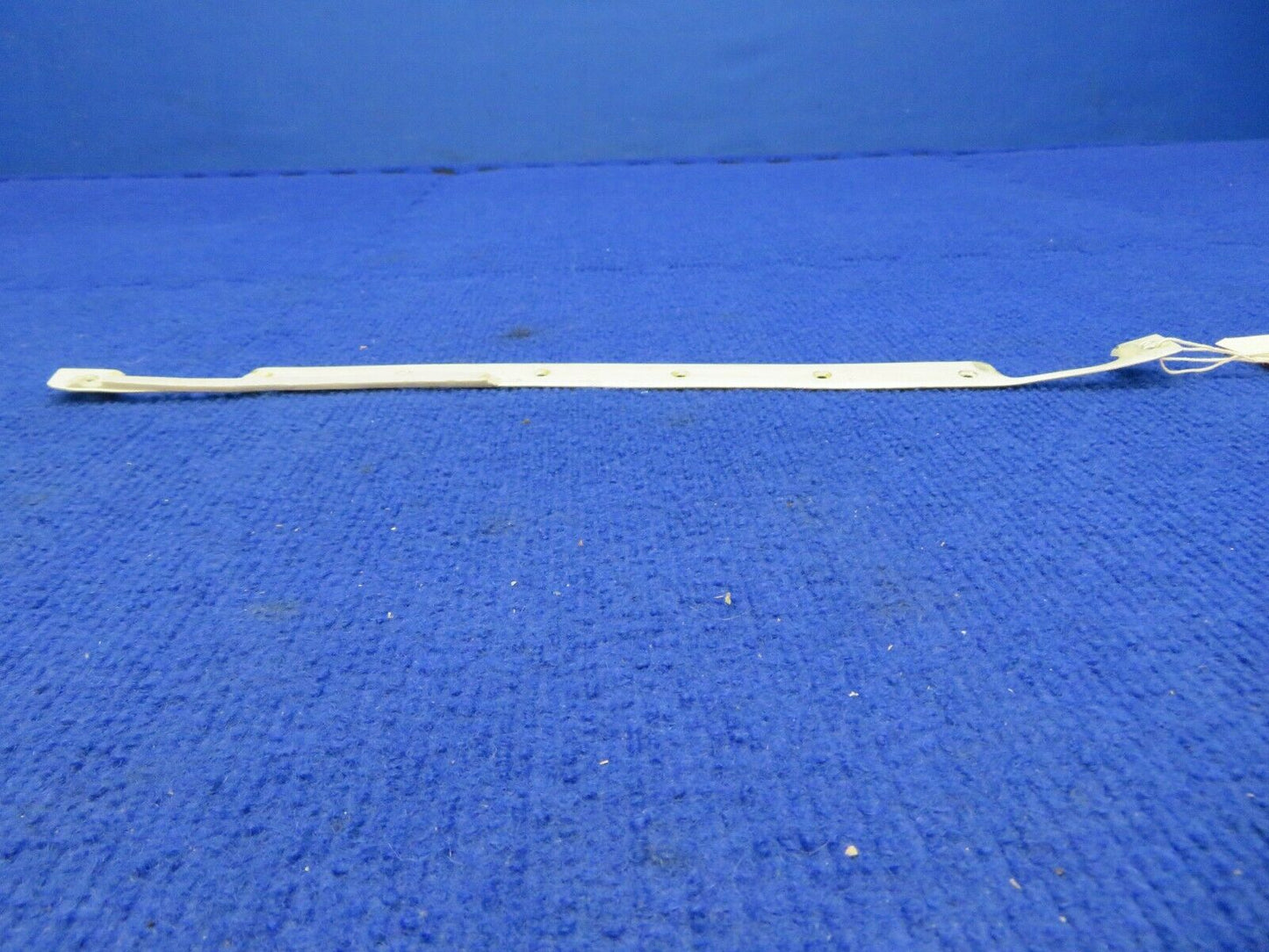 Beech 58 Baron Strip Retainer Cabin P/N 50-534033-179 (0422-334)
