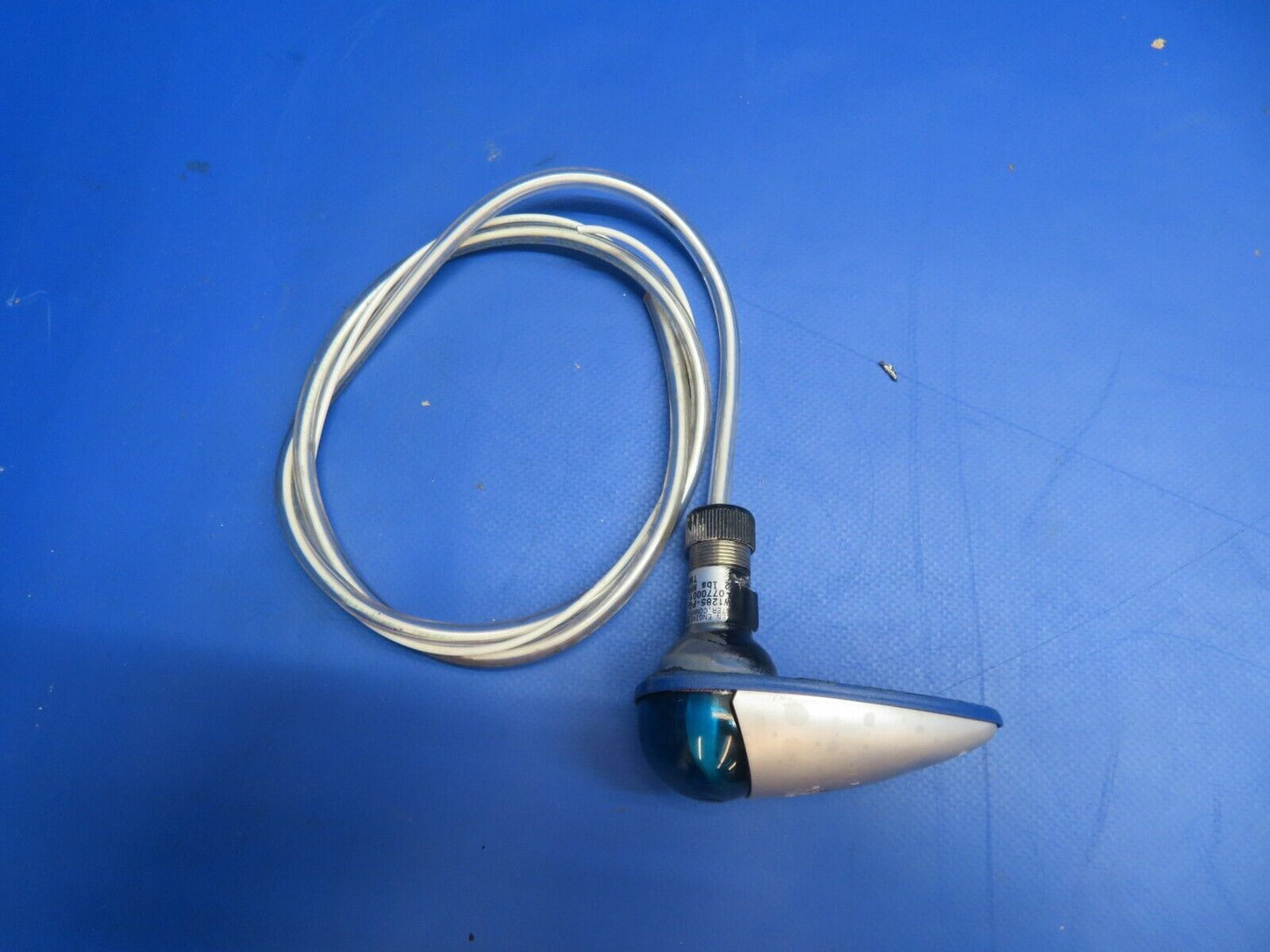Brantly B2B Helicopter Whelen RH Nav Light Assy P/N W1285-PG-14V (1022-770)
