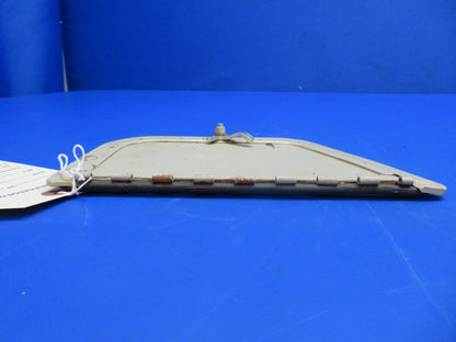 Piper Aztec Storm Window P/N 21027-00, 21027-000 (0922-841)