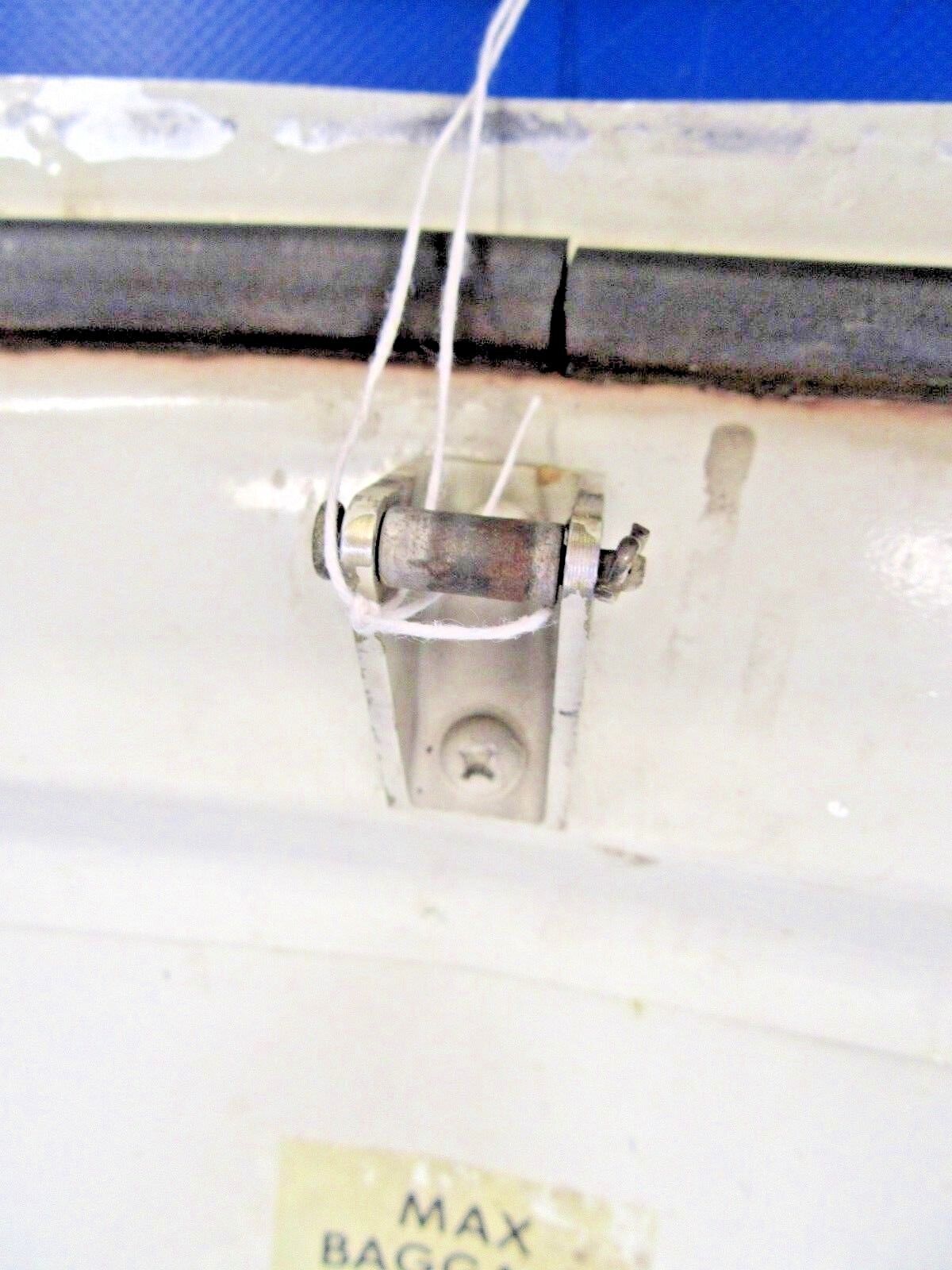 Cessna 401, 402, 414 Wing Locker Nacelle / Baggage Door 0851738-200 1PR (0918-76