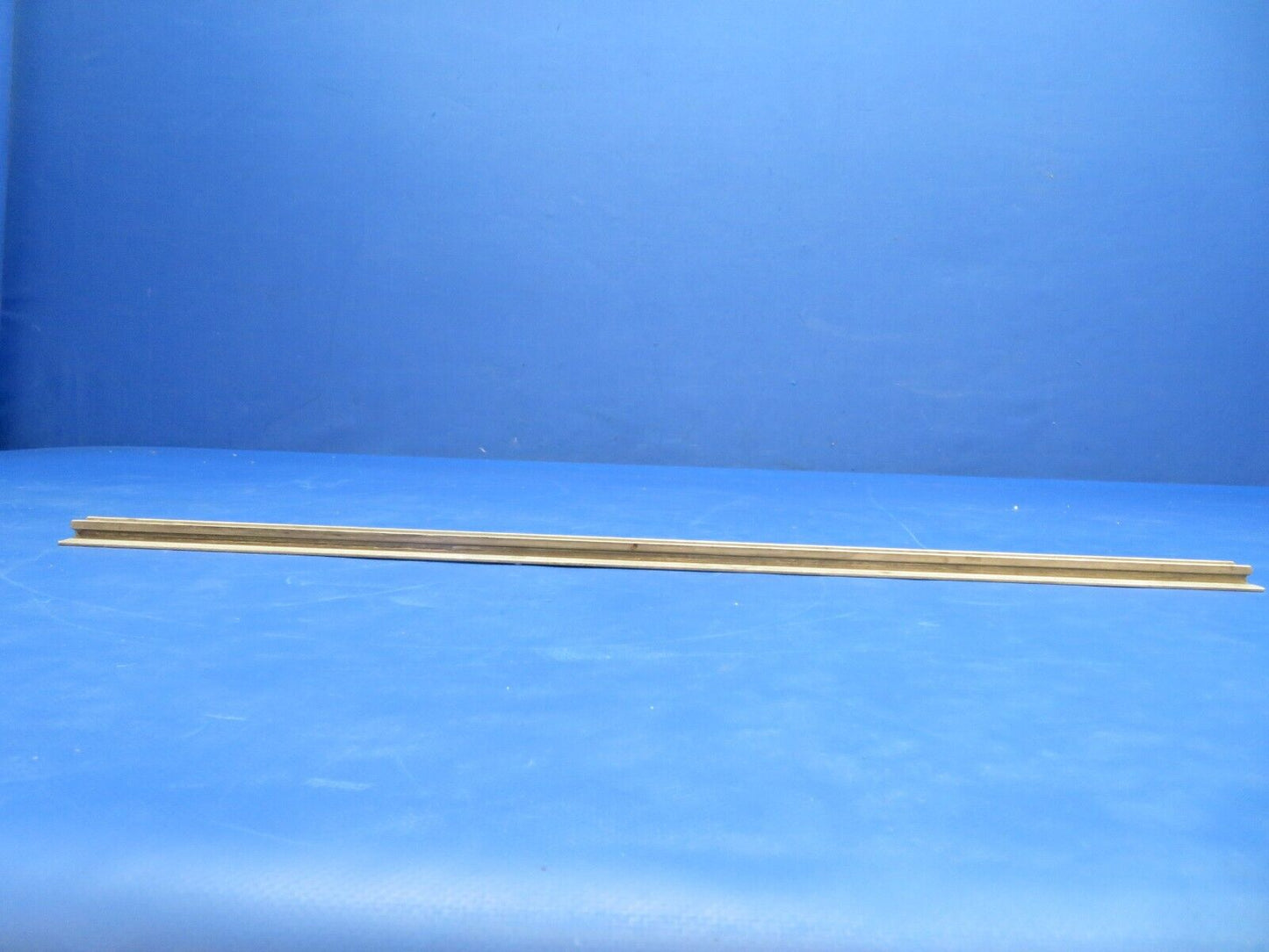 Lake LA-4-200 Seat Track  Pilot P/N 2-7451-116, 2-7451-115 LOT OF 2 (1222-910)