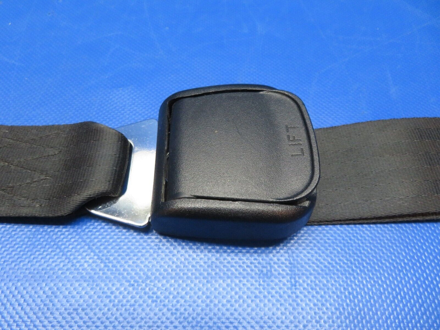 Cessna 401 / 401A Pacific Scientific Seat Belt P/N LL01-BJ30BJ33 (0124-101)