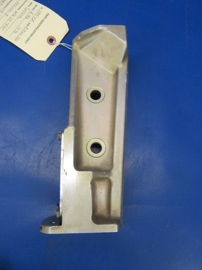 Cessna R182 Skylane RG Landing Gear Support LH OTBD P/N 2241104-7 (1218-274)