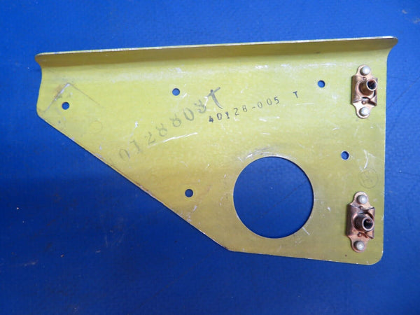 Piper Aerostar 602P Bracket Assy Engine Fire Detector P/N 040128-03 (0123-525)