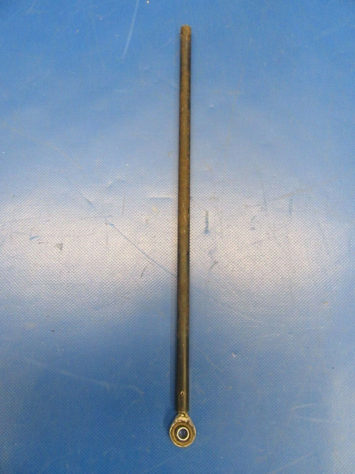 Piper PA-32-300 Cherokee Six Rod Aileron 62766-00 62766-000 (0819-136)