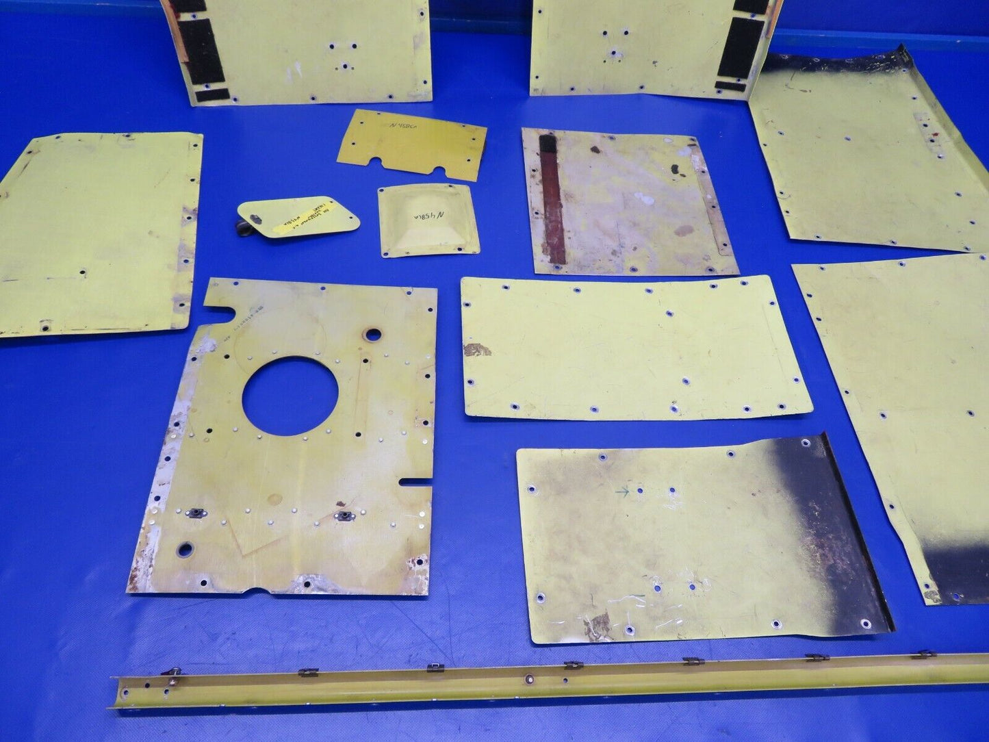 Beech Baron 58P Misc. Floorboards & Interior Panels (0420-138)