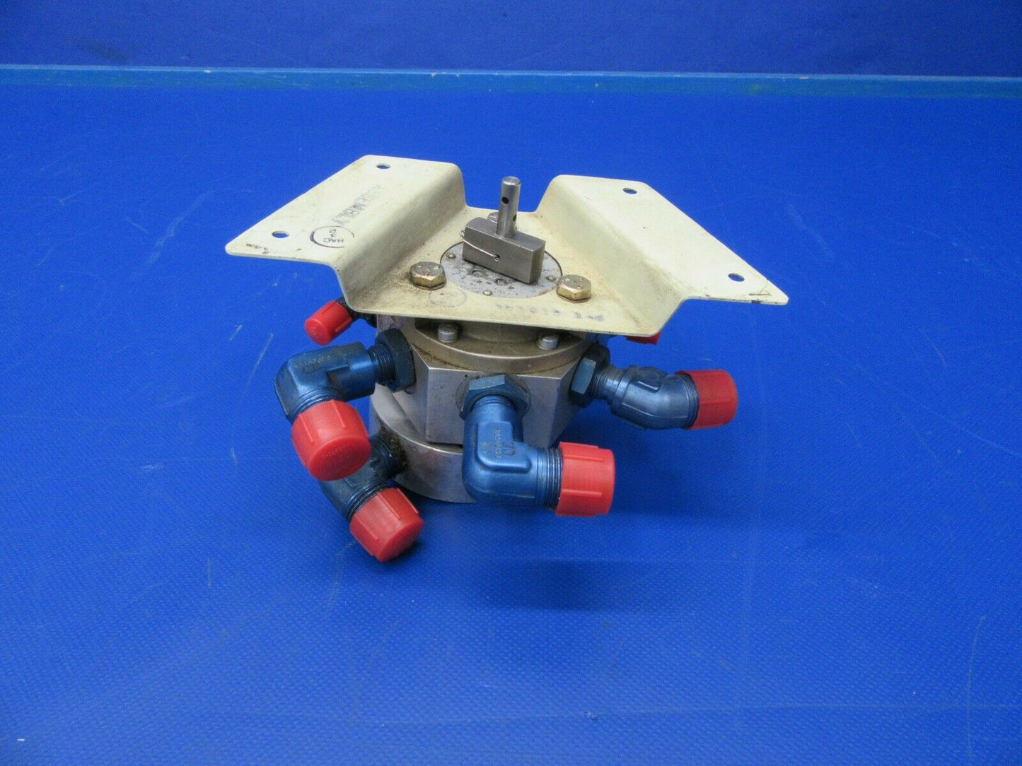 Bellanca 17-30A Super Viking Fuel Valve P/N HE825-1 (0819-199)