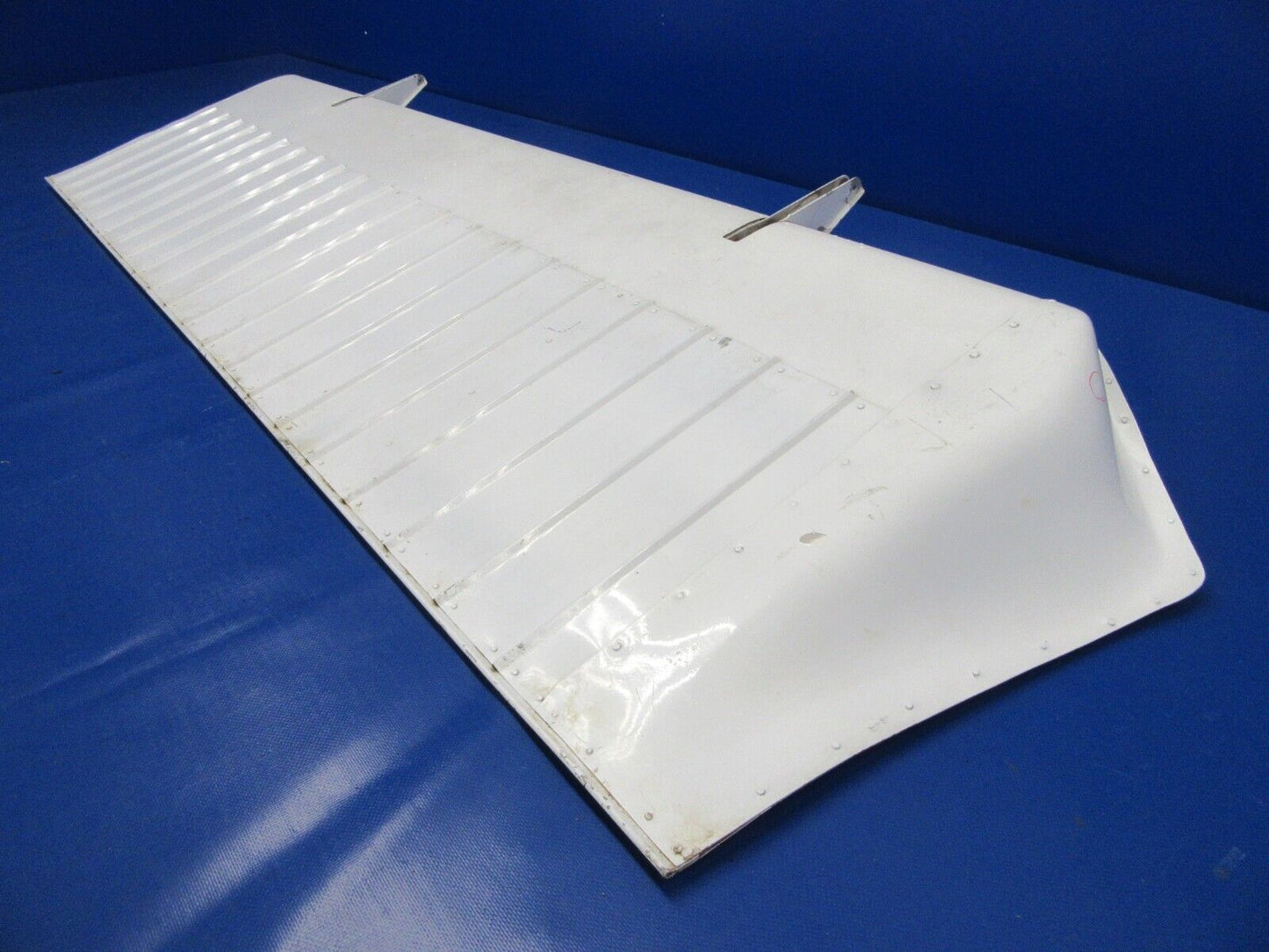 Cessna 150 / 152 RH Flap P/N 0426901-16 (0623-30)