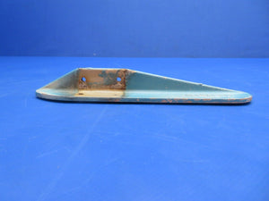 Cessna 150 / 150K Cabin Entrance Step P/N 0541154-1, 0541154-495 (0922-902)