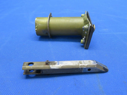 Cessna P210N / 210 Cabin Door Pin & Guide Assy P/N 2117127-3 (1020-152)