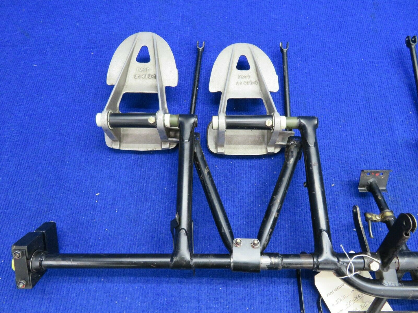 Piper Arrow PA-28R-201T Rudder Pedal Assy P/N 67180-04 (0222-831)