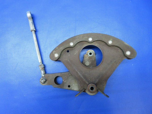 Cessna 337 E RH OTBD Quadrant & Bellcrank Assy w/ Rod P/N 1462020-22 (1223-1476)