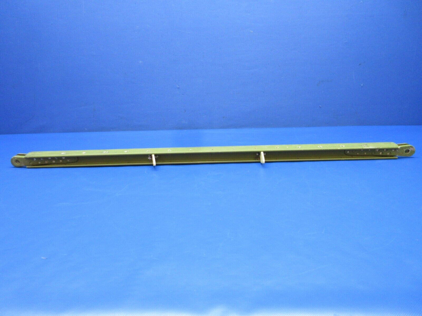 Cessna 337 / 337E LH Wing Strut Assy P/N 1421000-9 (1223-1455)