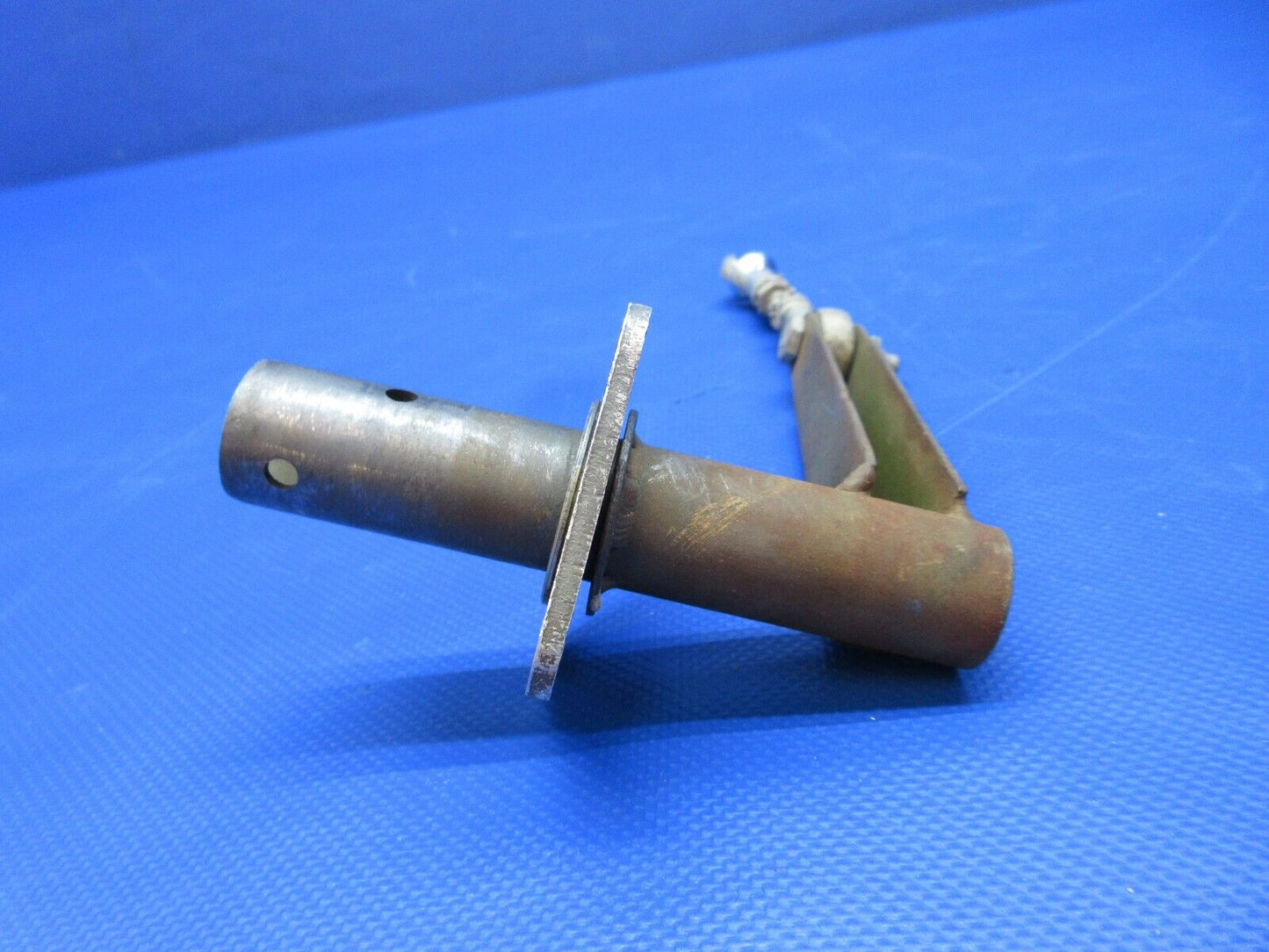 Cessna 337 / 337E RH Arm Assy MG Dorr Linkage w/ Rod P/N 1541031-6 (1223-1467)