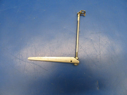 Piper PA-34-200T Rod Assy Fuel Drain and Handle LH P/N 96975-00 (1119-196)