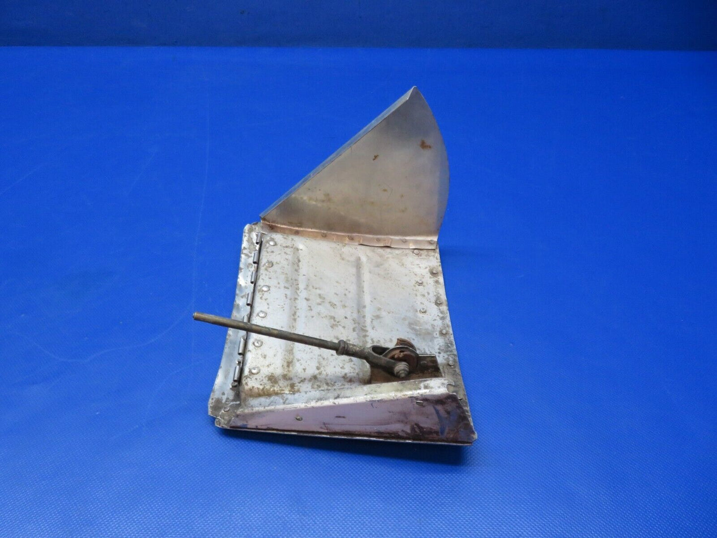 Cessna T210 / 210 Cowl Flap Door Assy RH P/N 1213261-212 (1223-342)