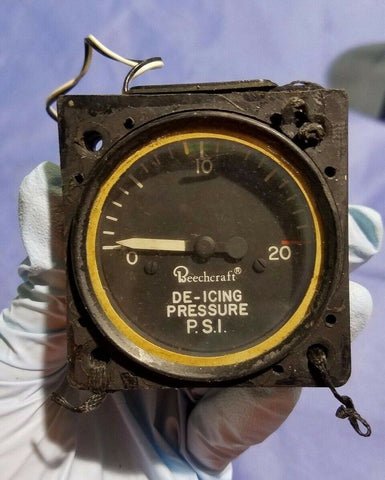 Beech Baron De-Ice Pressure Gauge P/N 96-384061-3 (0616-126)