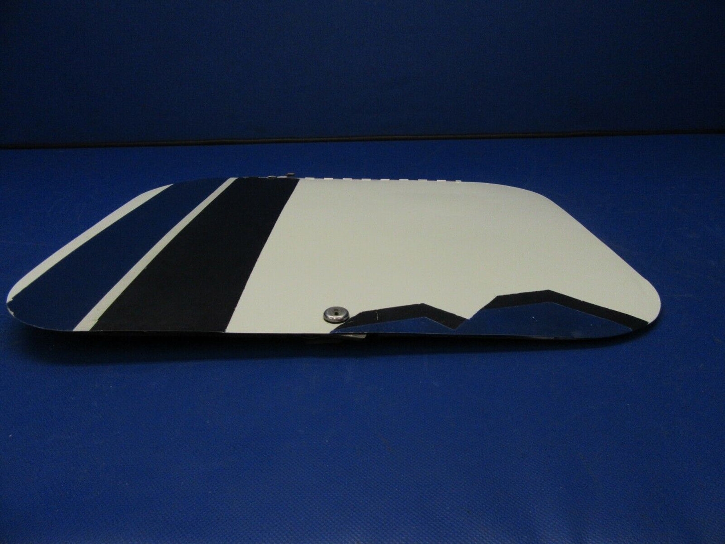 Beech F35 Baggage Door Assembly NO KEY P/N 35-410070-602 (1021-387)