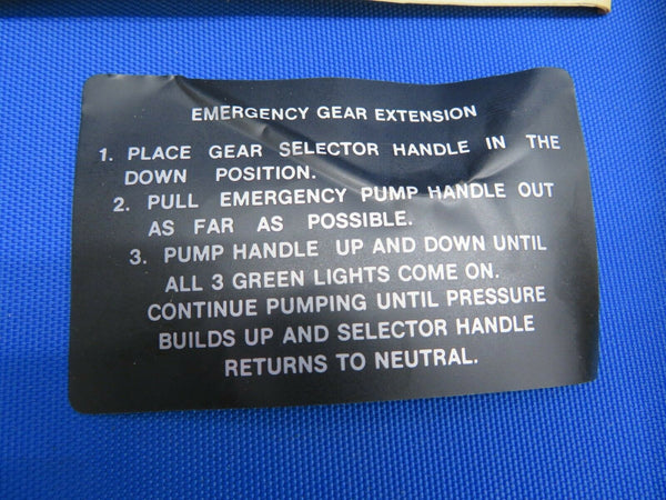 Piper PA-31 Emergency Extension Placard Revision Kit P/N 760-570 NOS (0820-330)