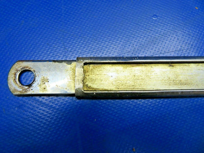 Cessna 310P Baggage Door Stop Nacelle P/N 0811488-8 (0620-771)