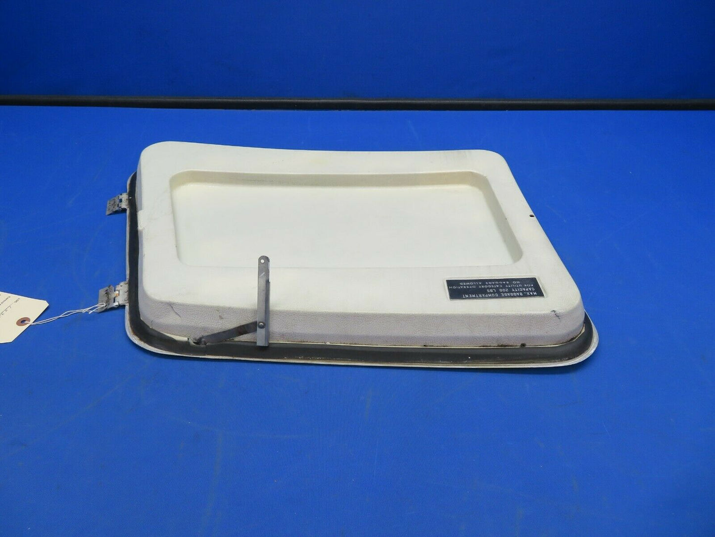 Rockwell Commander 112A Baggage Door - No Key P/N 43005-17 (1020-455)