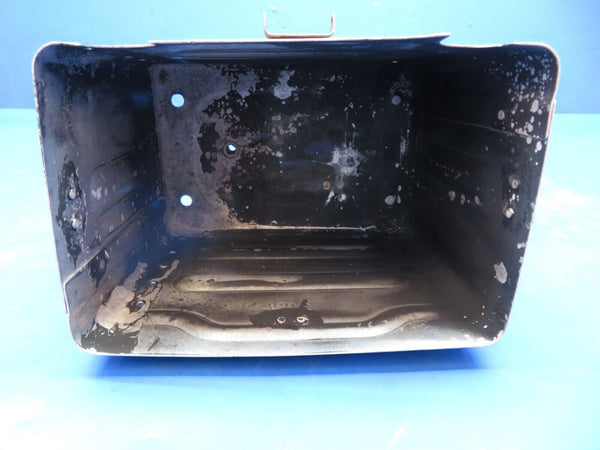 Cessna 150 / 150L Battery Box Assy W/ Lid P/N 0413402-6 (0823-562)