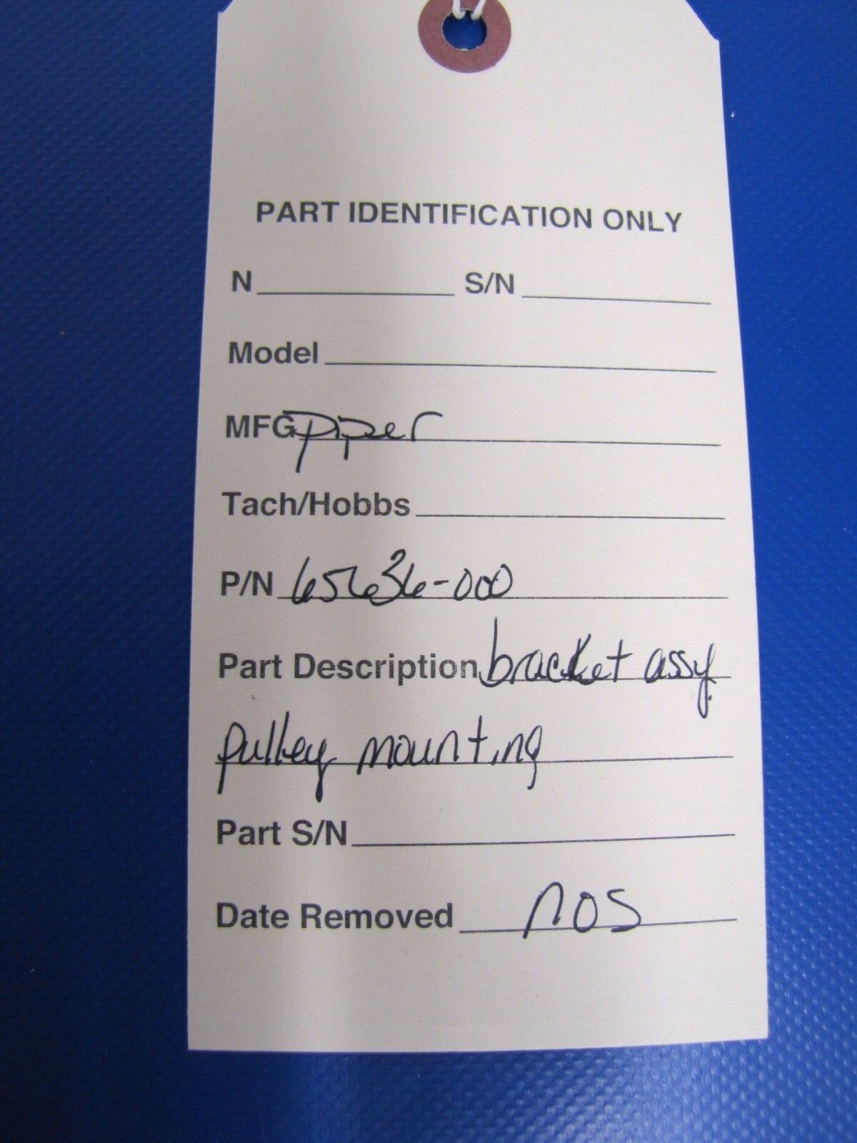 Piper Bracket Assy Pulley Mounting P/N 65636-000 NOS (0317-177)