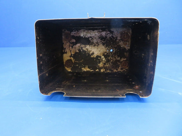 Cessna 150 / 150K Battery Box Assy w/ Lid P/N 0413402-2, 0413402-6 (0922-851)