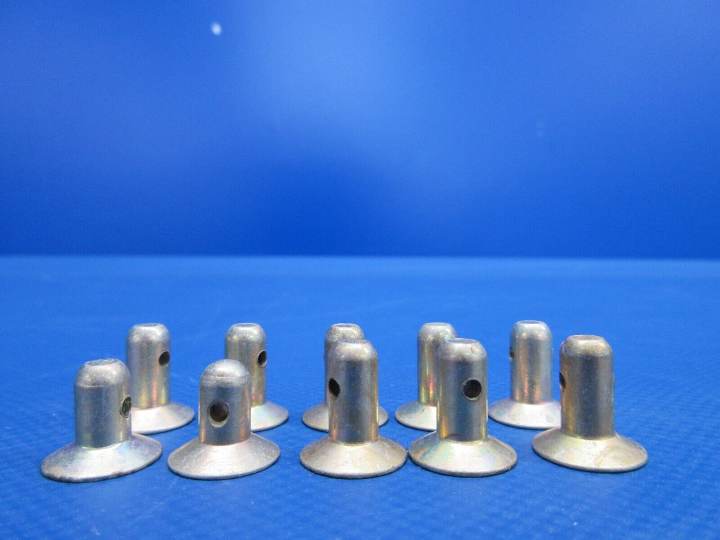 Beechcraft Studs P/N 1301765SF20 LOT OF 10 NOS (0224-1659)