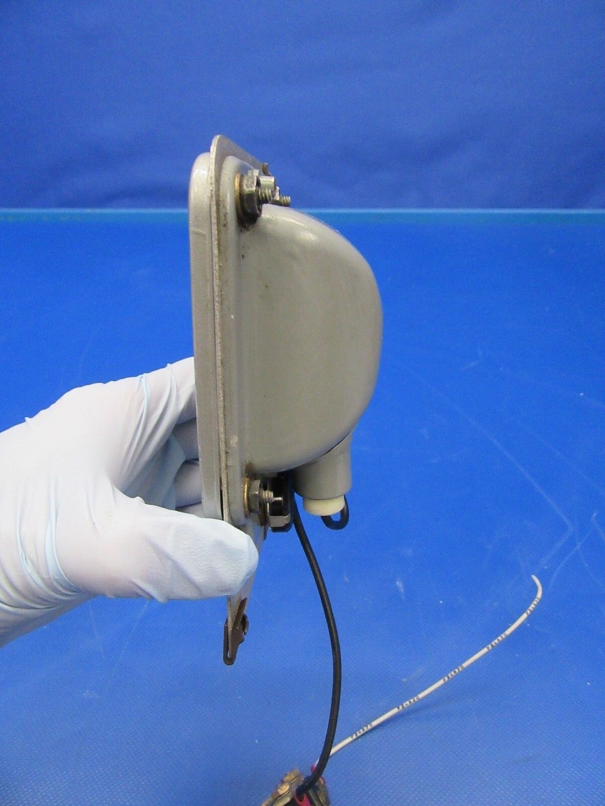 Beech Baron Grimes Nose Baggage Light w/Switch P/N 96-364058-1 (0118-57)