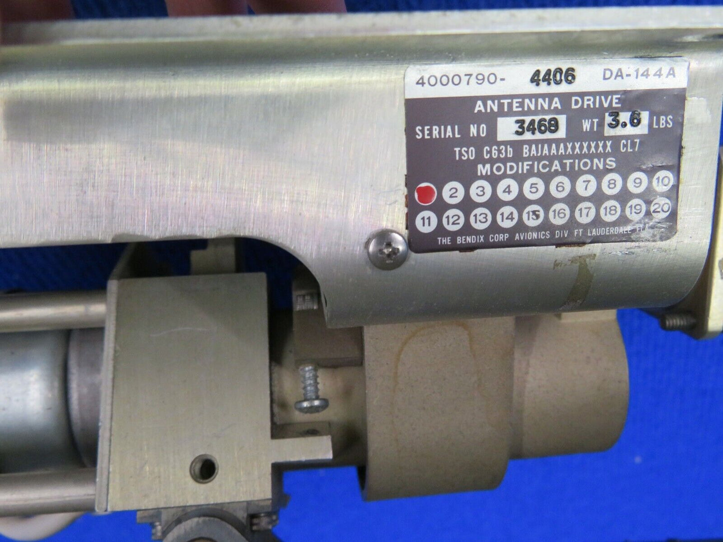 Bendix DA-144A Antenna Radar P/N 4000790-4406, 4000525-1212 (0222-02)