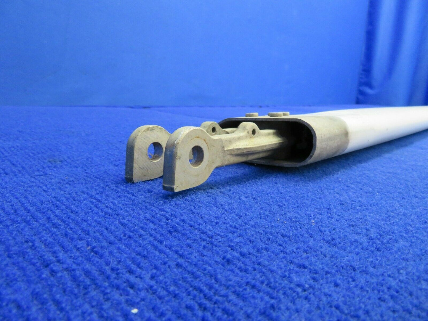 Cessna 150 Wing Strut LH P/N 0421000-1 (0322-500)