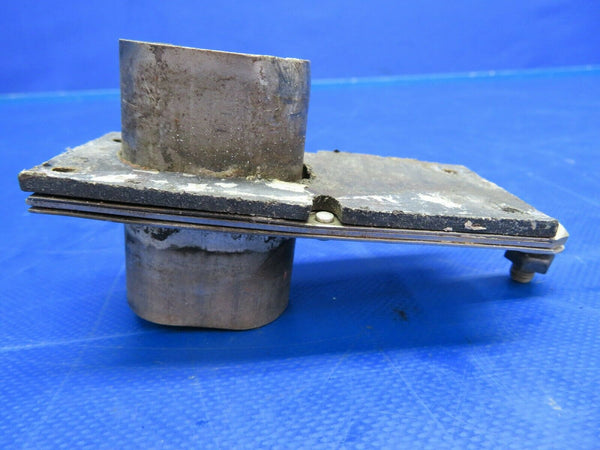 Piper PA-32RT-300 Lance II Valve Assy Defroster P/N 38145-00 (0520-574)