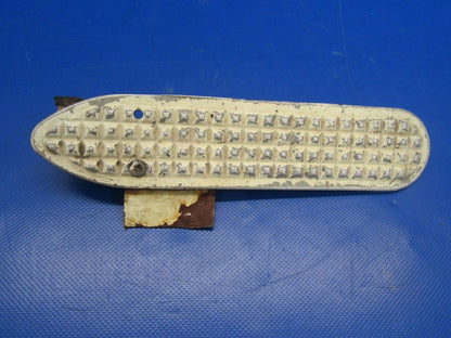 Cessna 150 172 Cabin Step P/N 0541154-495 (0917-115)