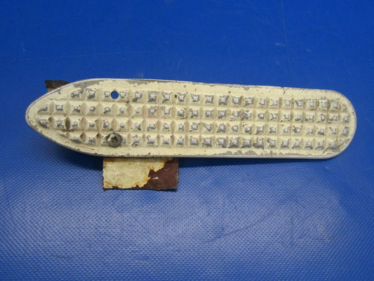 Cessna 150 172 Cabin Step P/N 0541154-495 (0917-115)