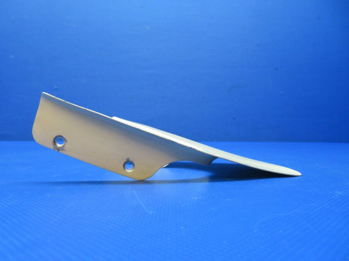 Cessna 337 / 337E LH Shield Landing Light P/N 1422558-3 (1223-297)