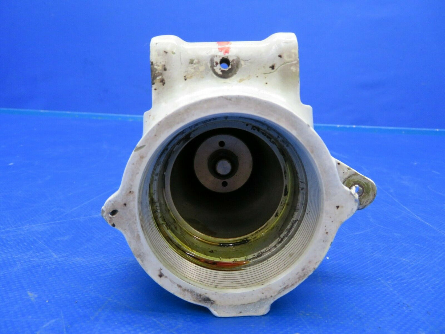 Piper PA-34 Seneca Nose Strut Cylinder (0520-509)