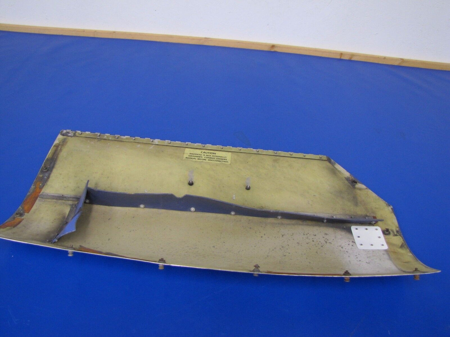 1978 Beech Baron 58 Engine Cowl Door RH 58-910011-259 (0317-27)