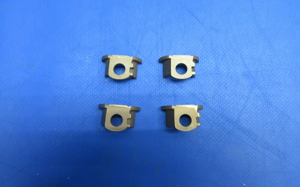 Continental Retainer Rocker Thrust P/N 646032 LOT OF 4 NOS (0923-915)