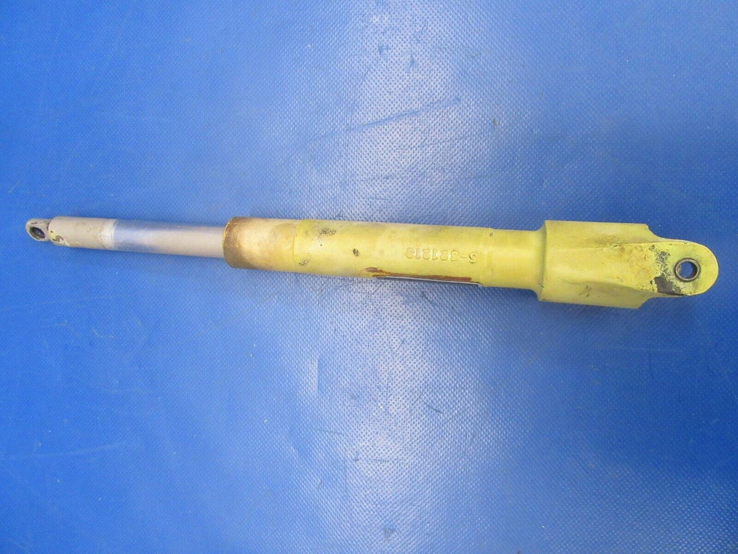 Beech Baron 95-B55 Flap Actuator Housing RH 45-521212-607 (0319-40)