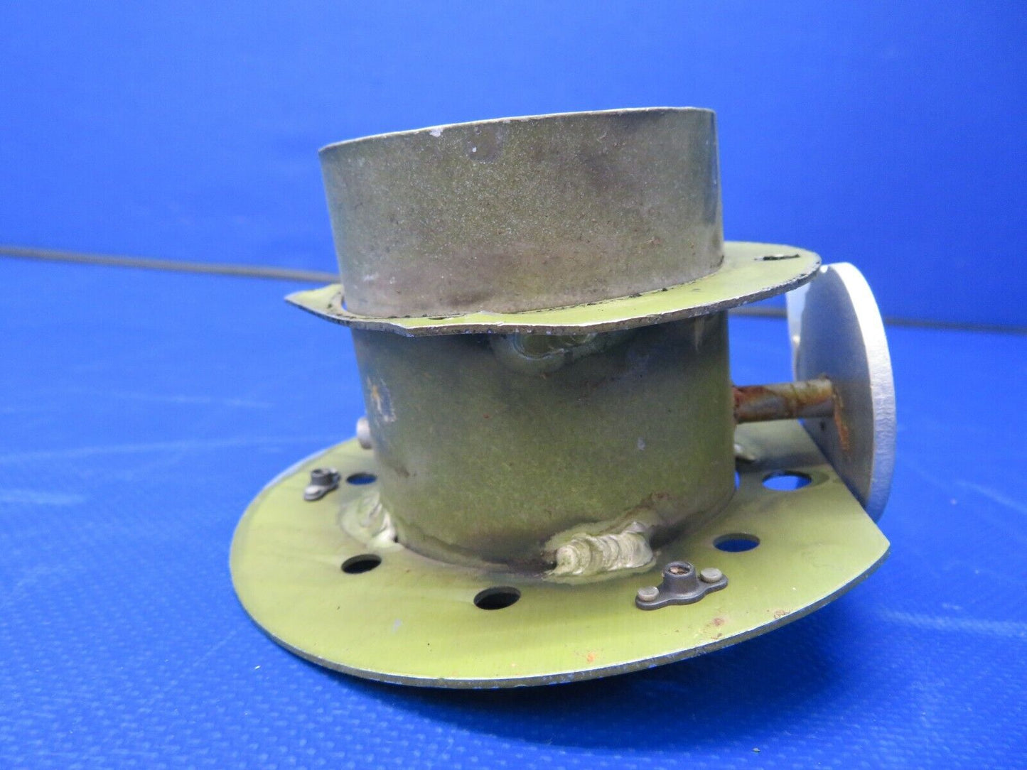 Piper PA-32RT-300 Lance Vent FWD LH P/N 68416-00, 68416-000 (0521-742)