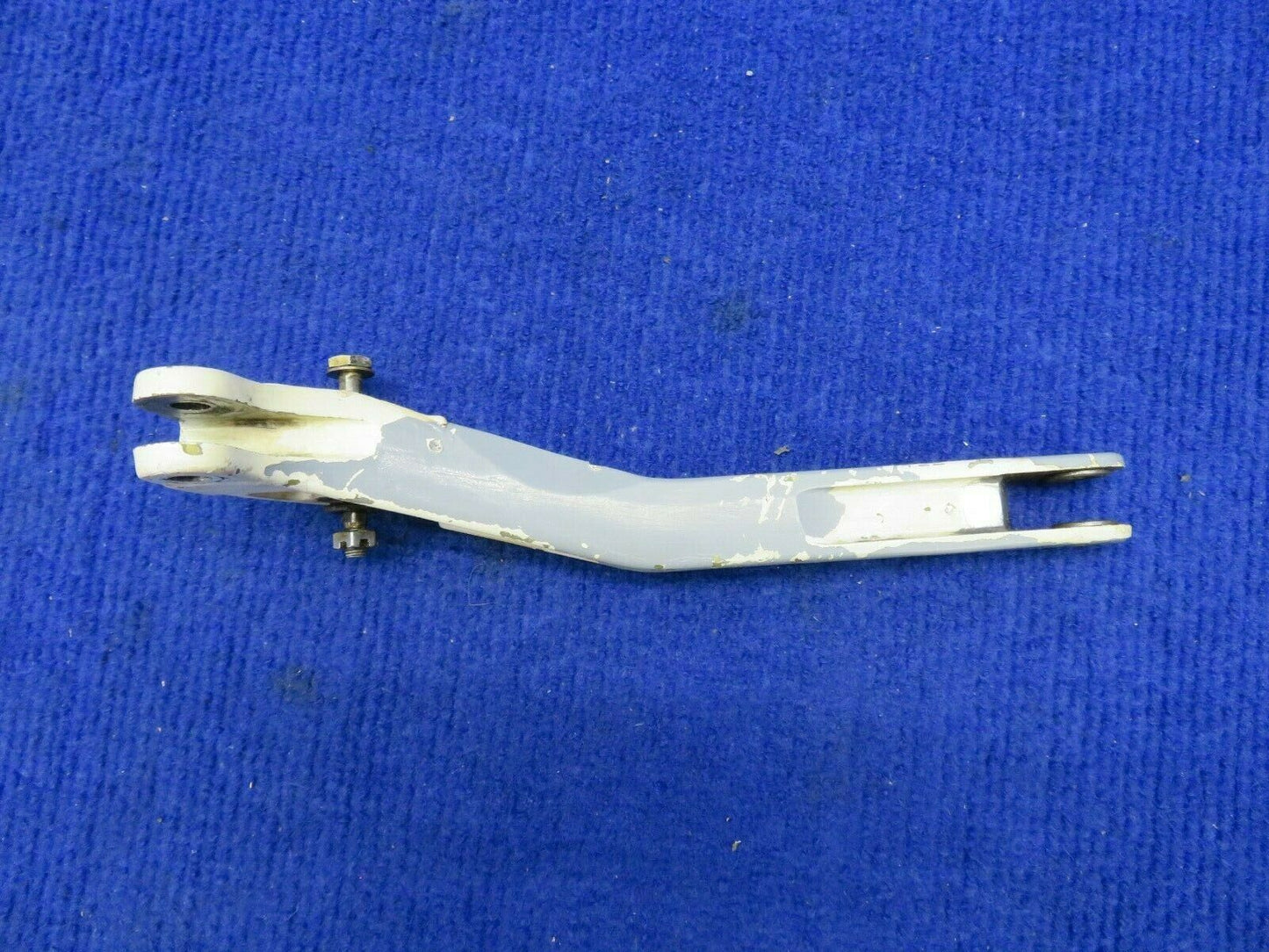 Cessna 310 / 310R Bellcrank Assy LH Main Gear Retract 5041001-11 (0422-38)