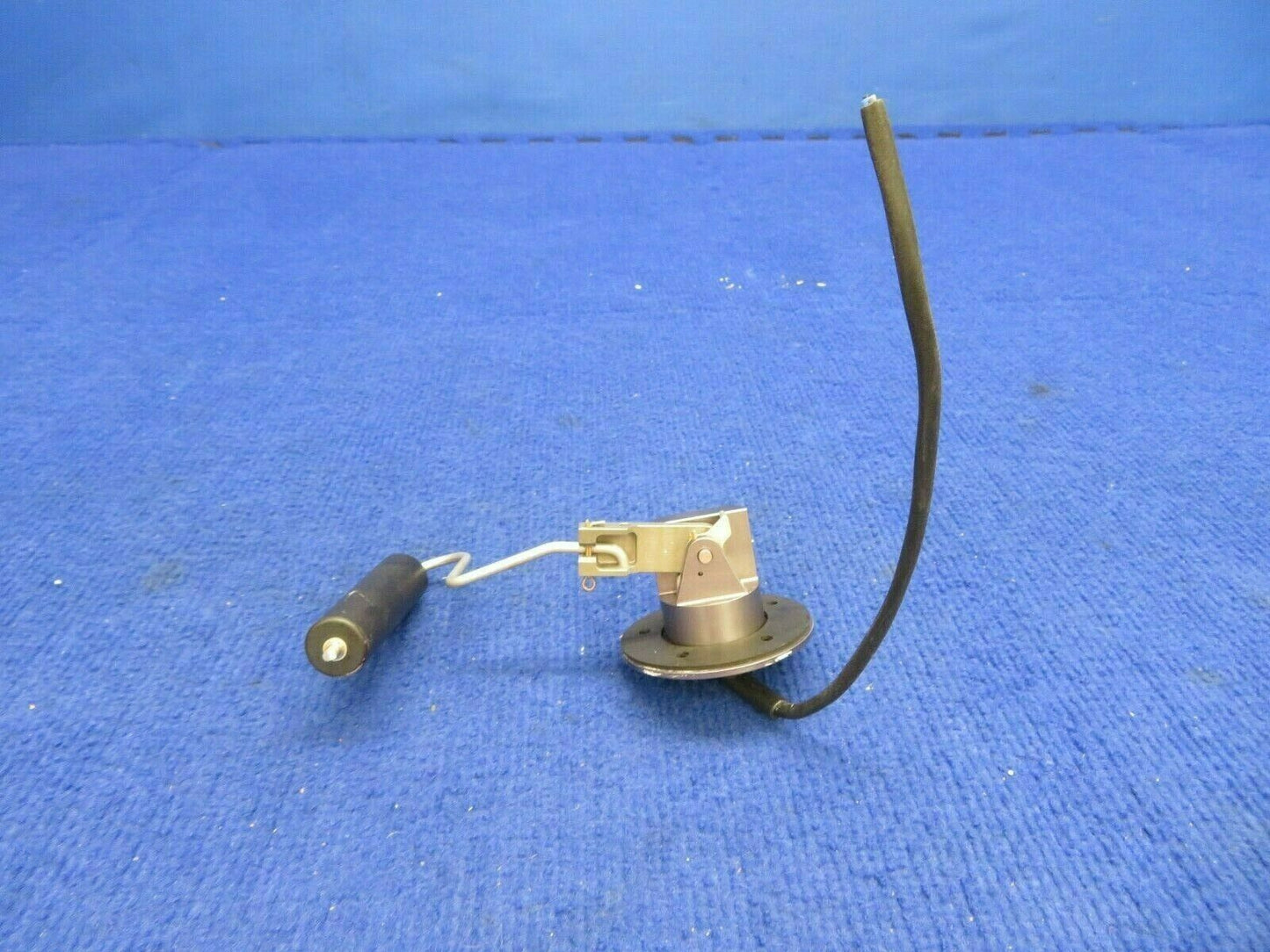 Cies Inc Cessna Fuel Sender INBD NOS P/N CC284022 0618-7P1 (0422-377)