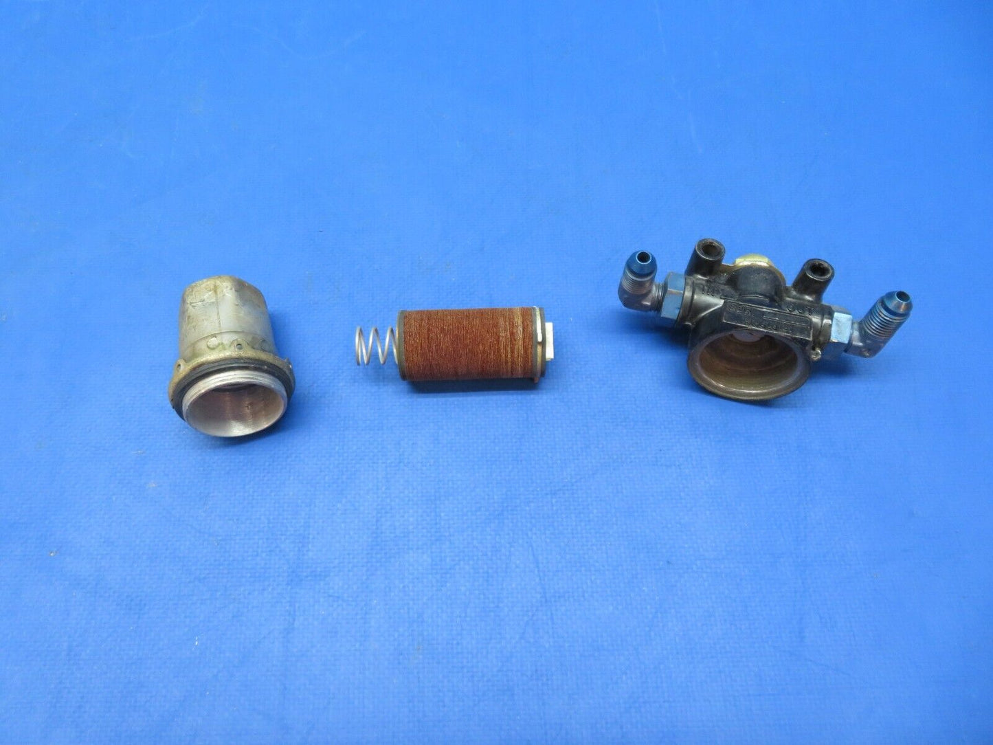 Cessna 310 / 310Q Bendix Fuel Filter Assy P/N AN6101-1 (0823-759)