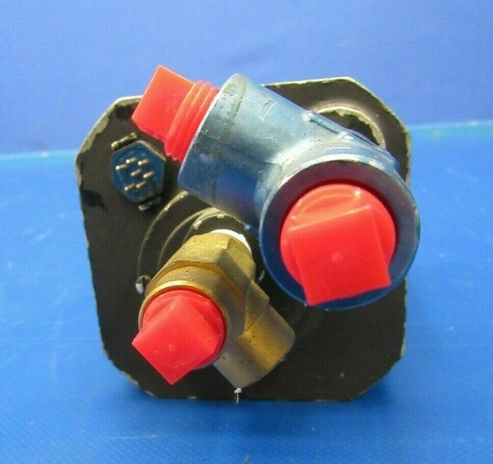 ARC G-519B-1 Attitude Gyro 8* Tilt Panel 37570-0002, 300-2CF (1019-58)