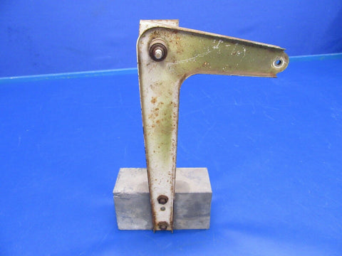 Cessna 310 / T310Q Elevator Bellcrank Yoke & Weight 0861171-2 (0619-128)