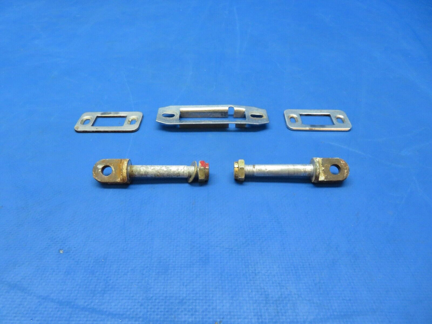 Piper PA-28R-180 Cabin Door Striker, Plate & Eye Bolts P/N 68353-00 (1123-418)