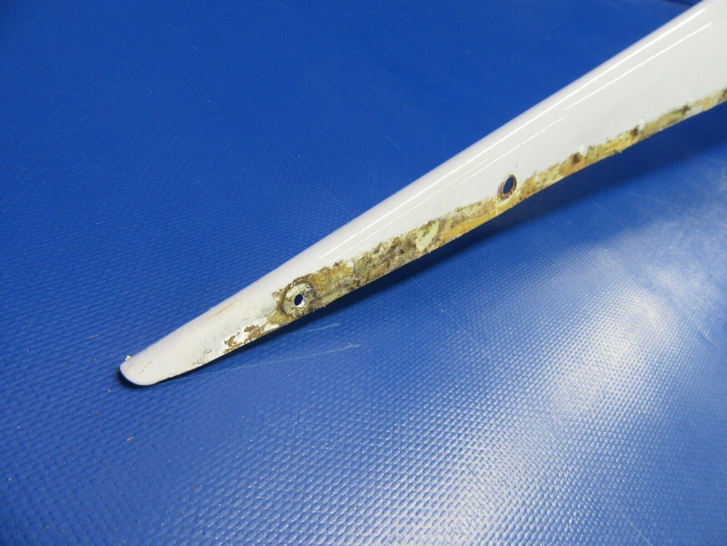 Cessna 310 / 310Q Vertical Stabilizer and Dorsal Assy P/N 0831002-208 (0723-14)