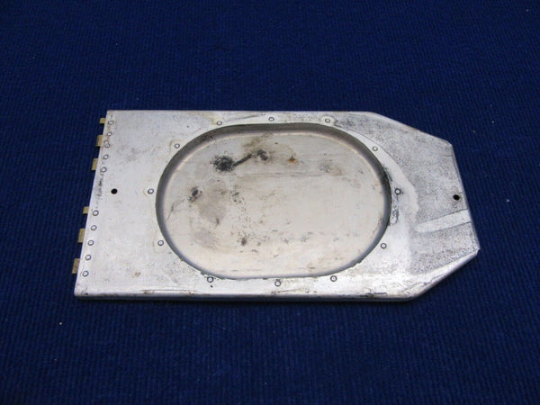 Beech Baron 95-B55 Fuel Cell Door / Liner Access LH 95-110014-653 (1121-560)